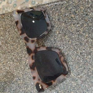 iSea tortoise shell sunglasses